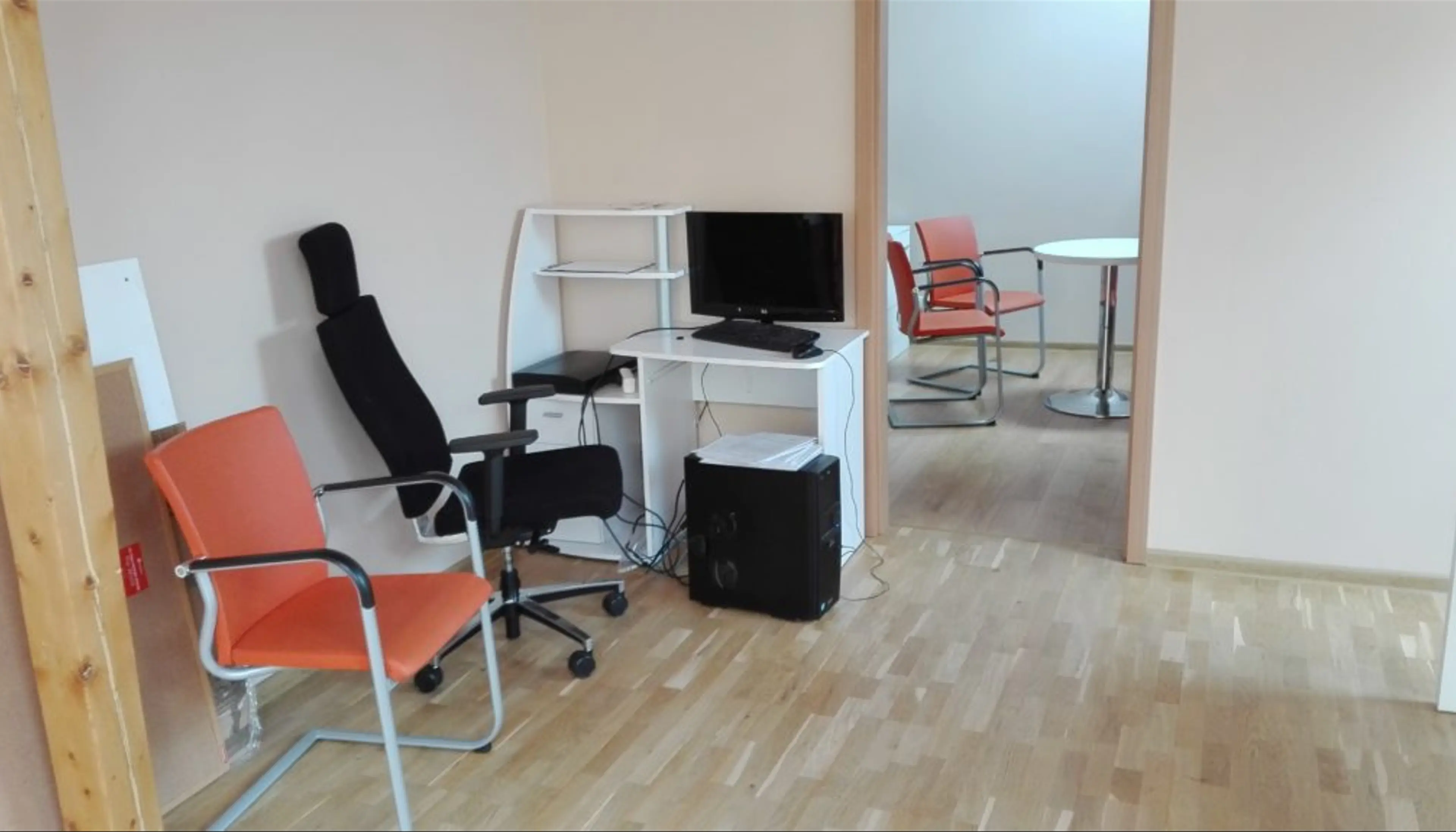 Pl. Matejki 10/6B - Biura serwisowane, Matejki 10/6B, Krakow, Śródmieście