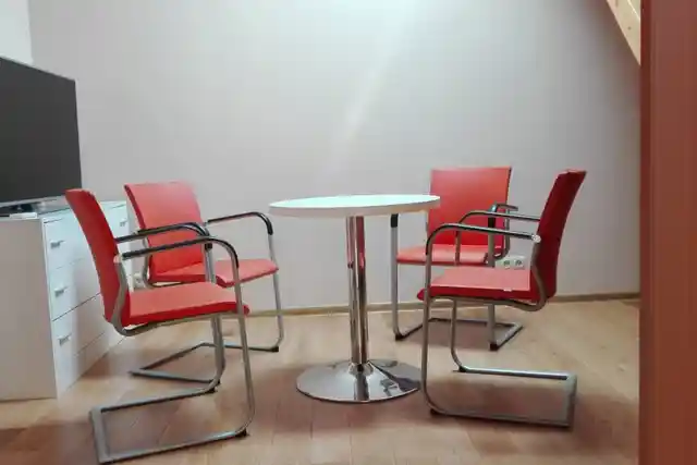 Pl. Matejki 10/6B - Biura serwisowane, Matejki 10/6B, Kraków, Śródmieście