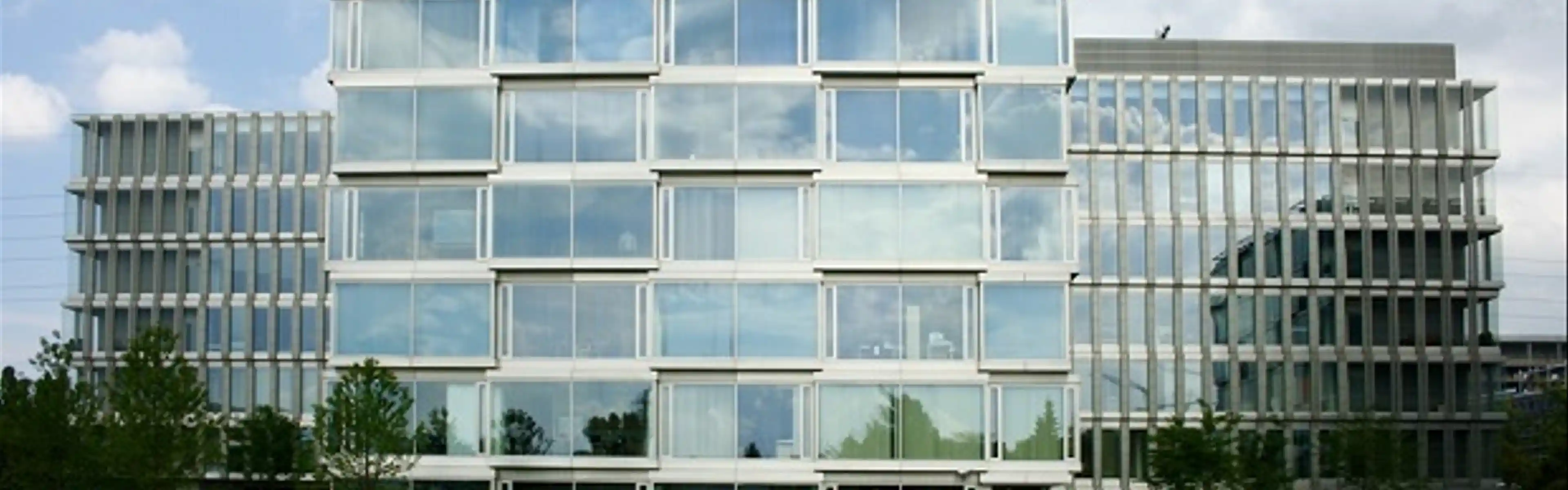 Efigence przedłuża umowę najmu w Platinium Business Park