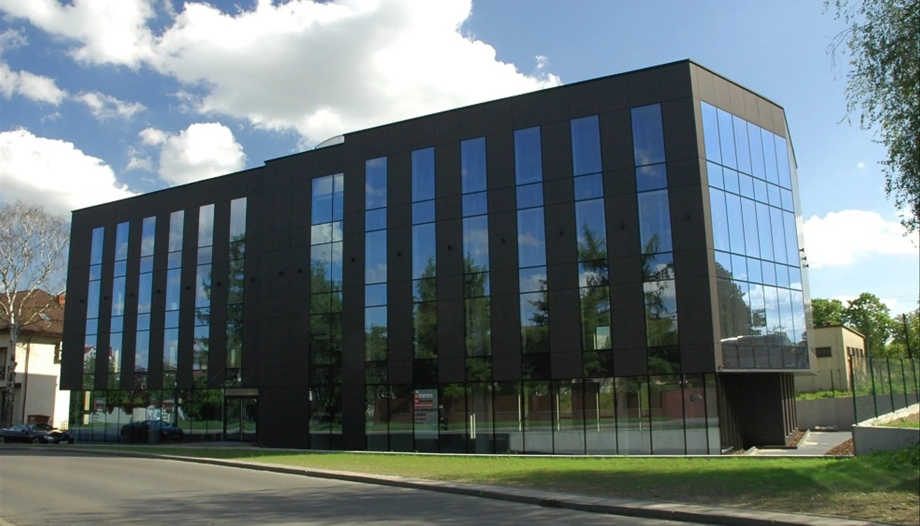 BIUROMAX - Radzikowskiego 3, Radzikowskiego 3, Krakow, Północny Zachód