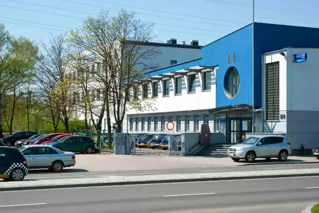 MP100 Centrum Biurowe, Marynarki Polskiej 100, Gdańsk