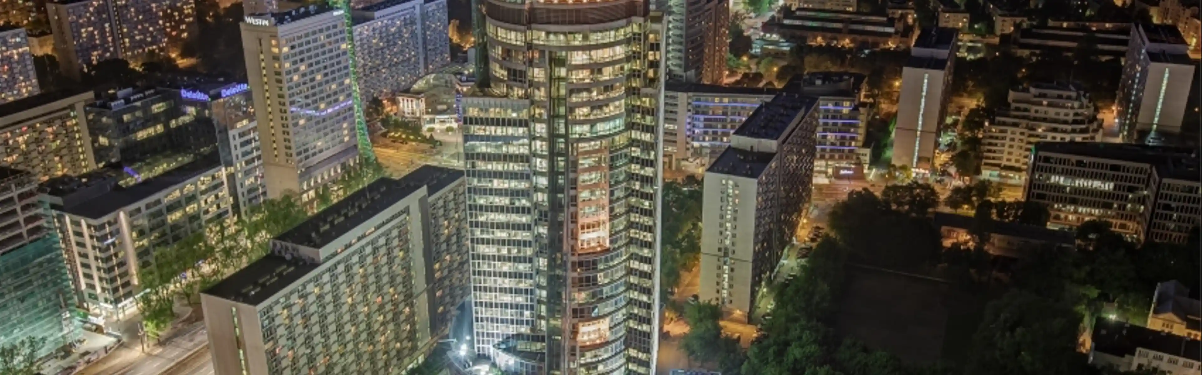The Spectrum Tower in Warsaw will remain the headquarters of the American Chamber of Commerce