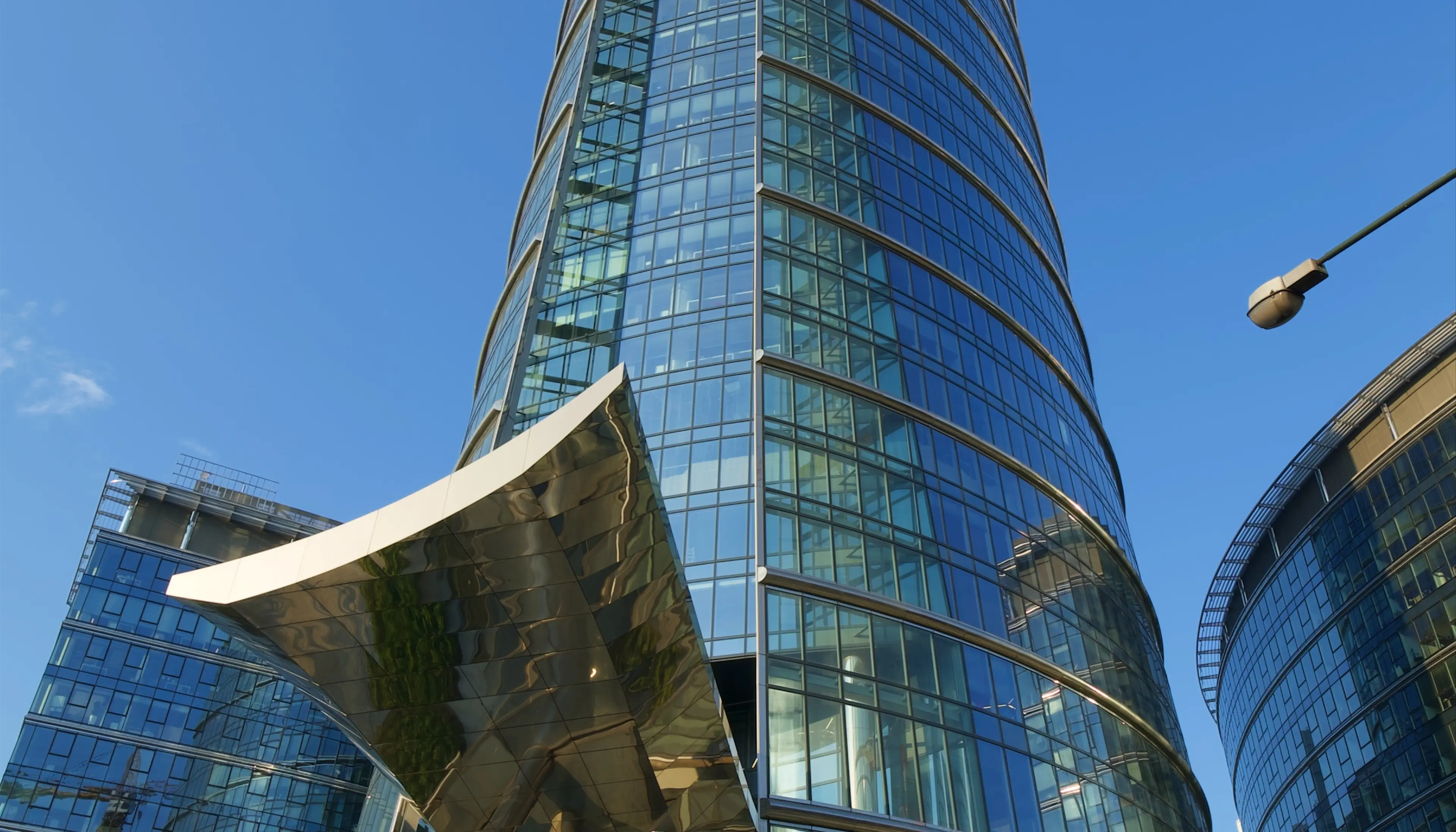 myhive Warsaw Spire Budynek A - Wieża, Europejski 1, Warszawa, Wola