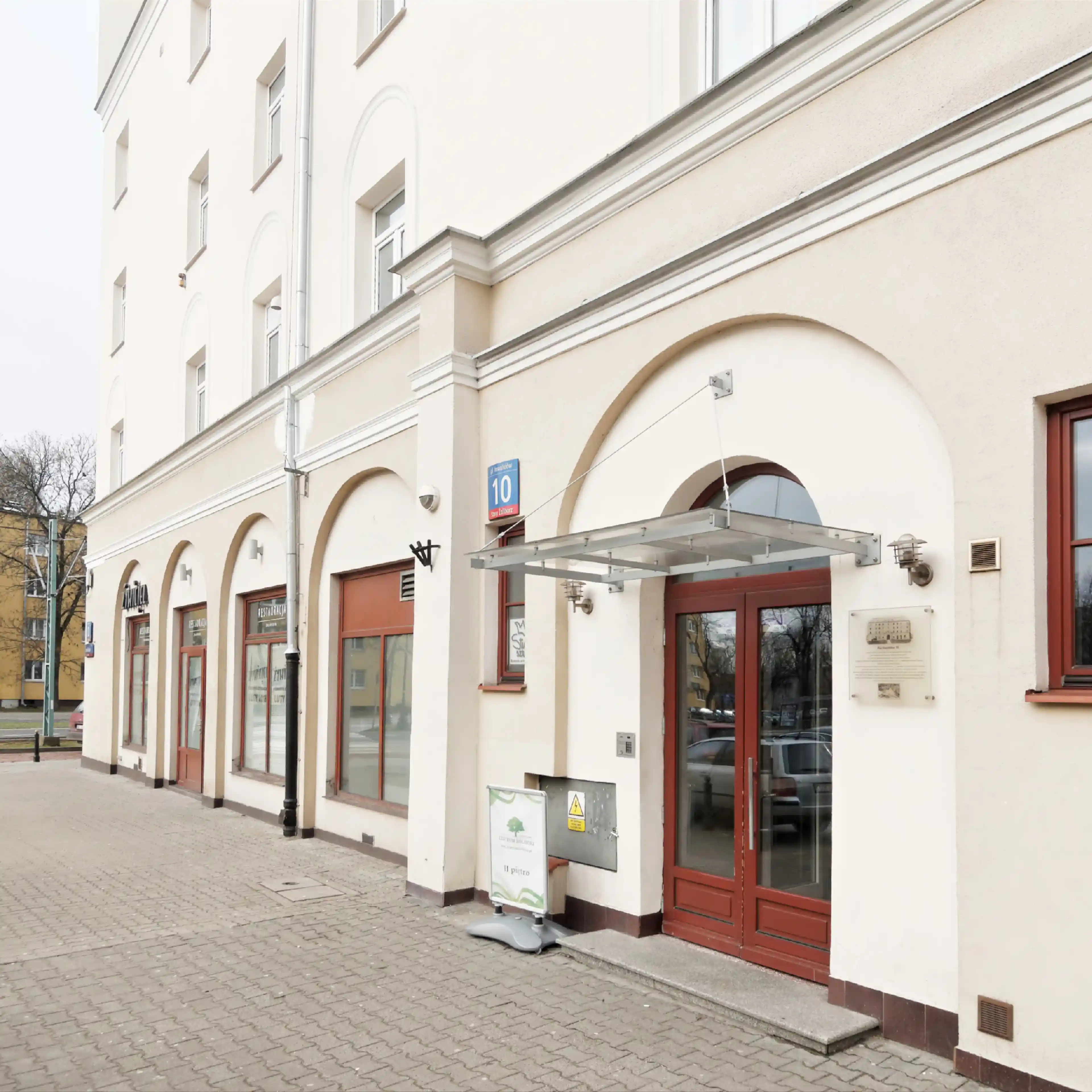 Centrum Żoliborz - Biura serwisowane, Inwalidów 10, Warszawa, Żoliborz