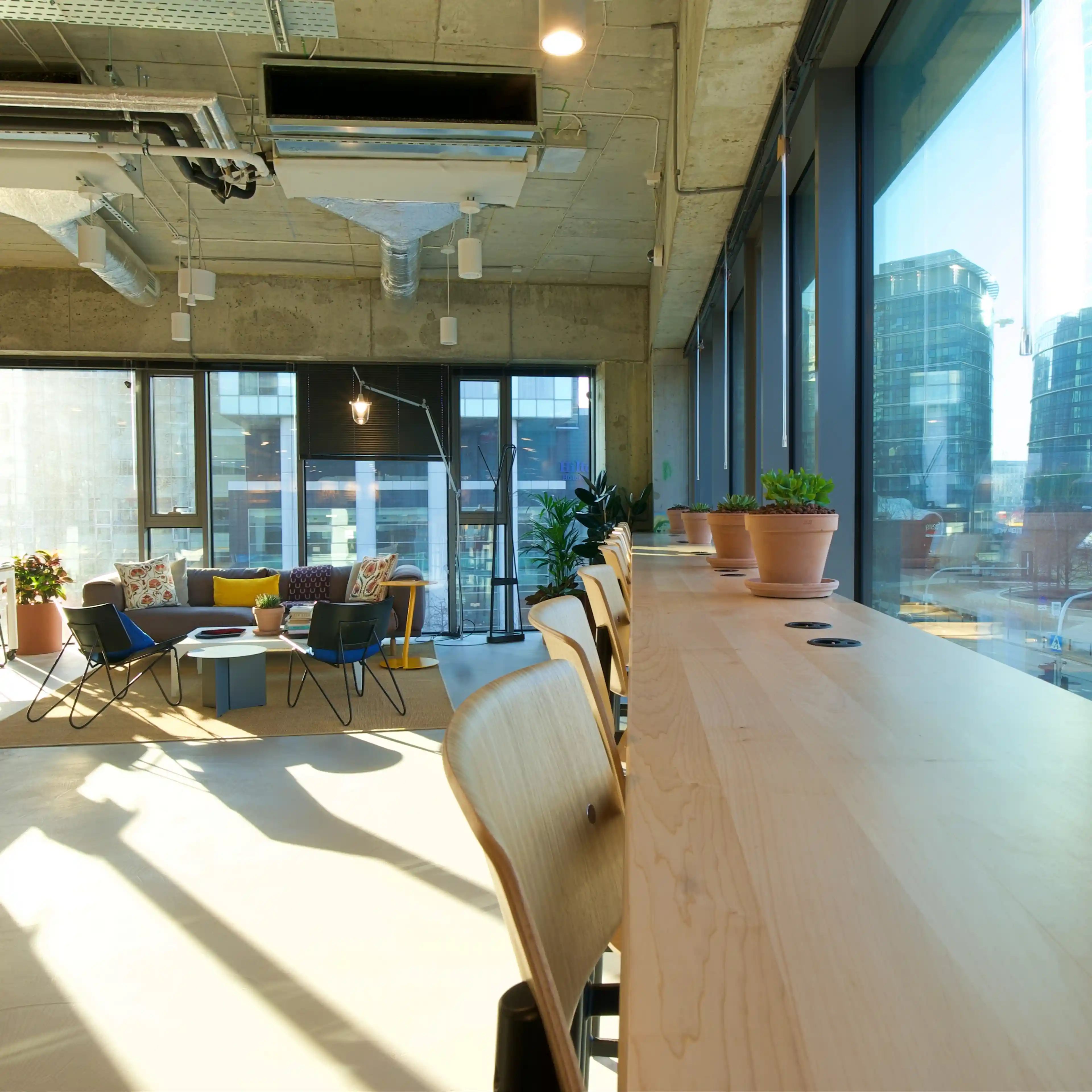 Browary Warszawskie - Biura przy Bramie - Biura serwisowane, Grzybowska 62, Warszawa, Wola