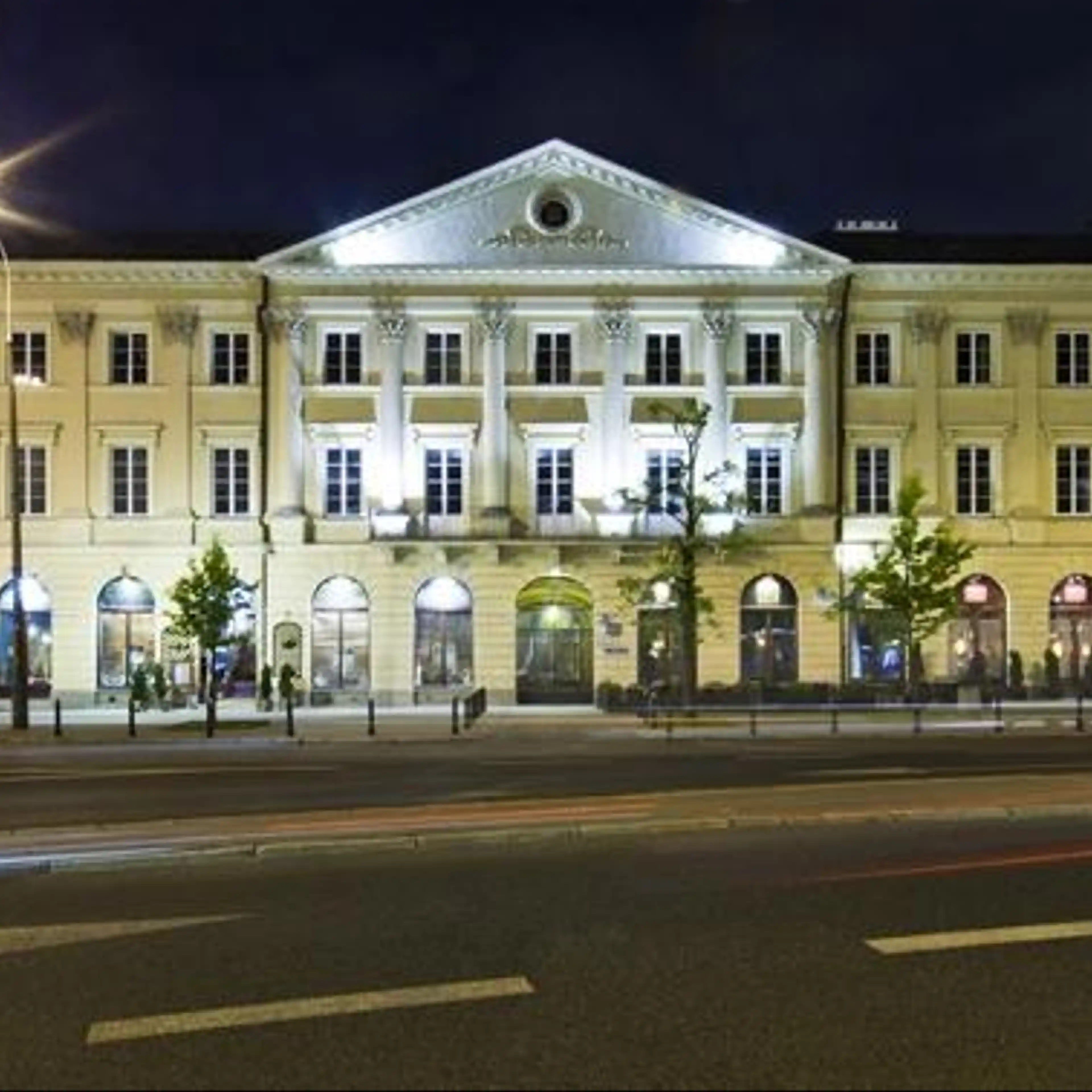 Wierzbowa 9/11, Wierzbowa / Senatorska 9/11, Warszawa, Centrum