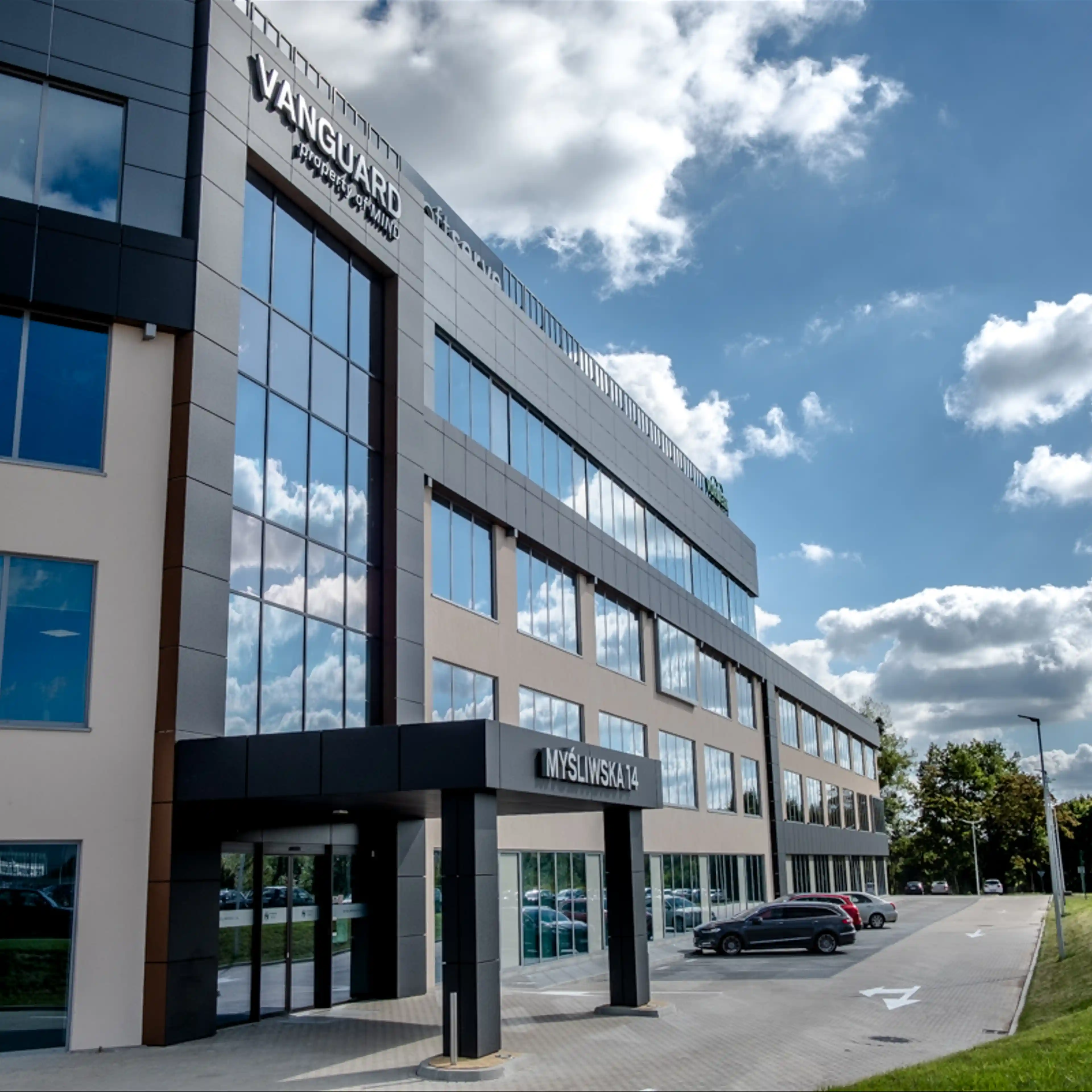 Vanguard Etap II, Myśliwska 14, Białystok, Dojlidy