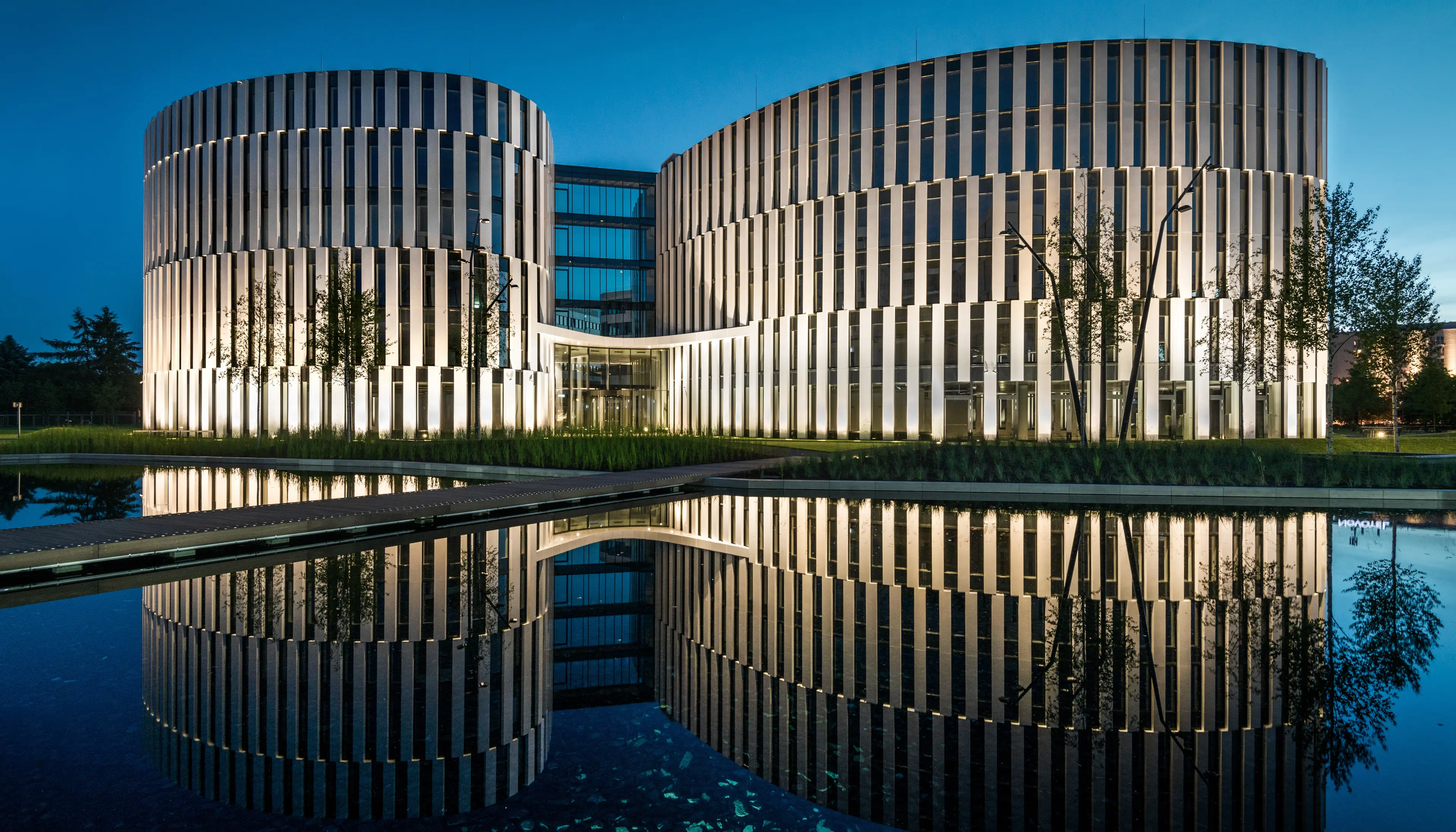 Business Garden Warszawa – Budynek 5 - Biura serwisowane, Żwirki i Wigury 16A, Warszawa, Ochota i Włochy