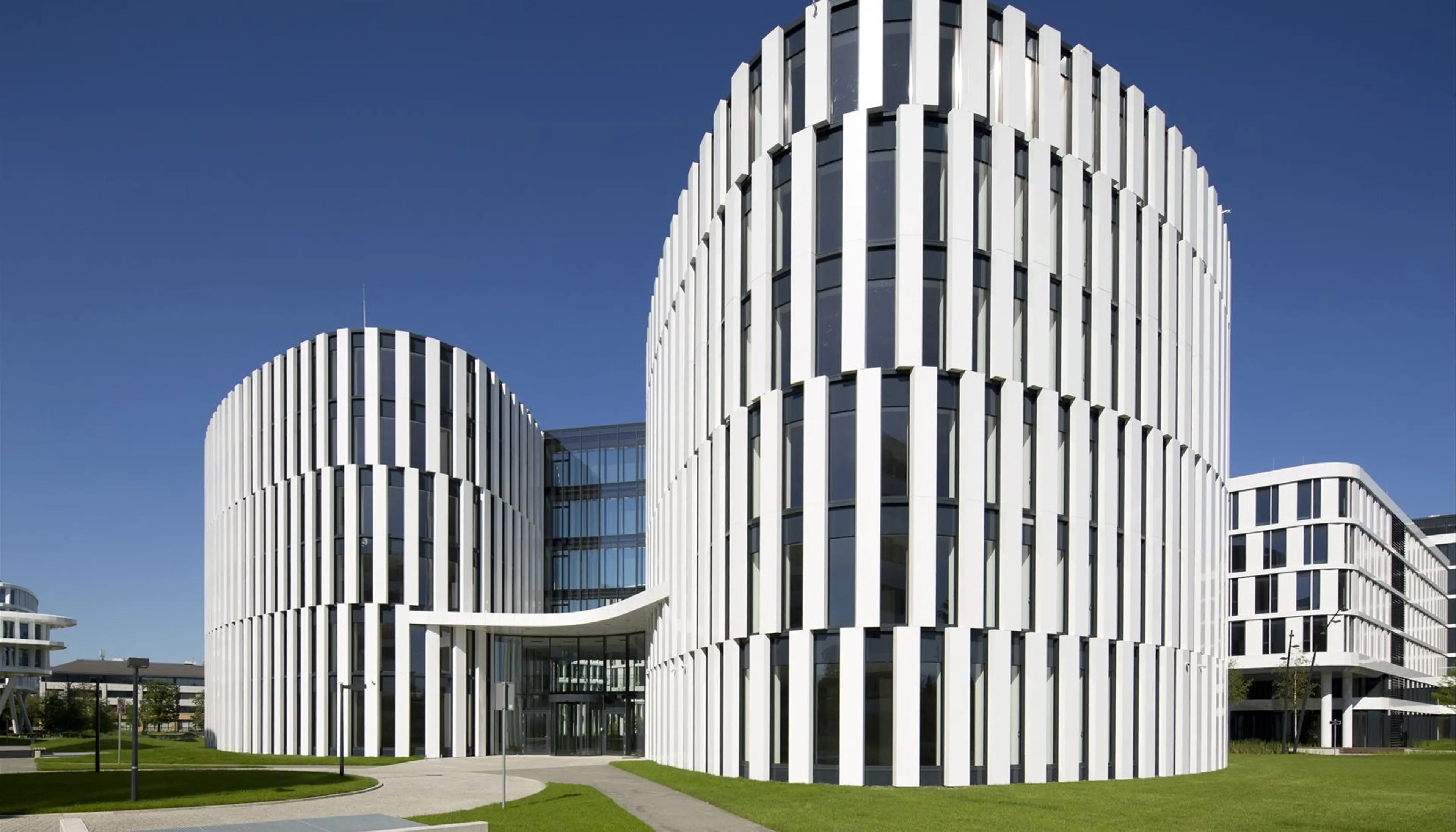 Business Garden Warszawa – Budynek 5 - Biura serwisowane, Żwirki i Wigury 16A, Warszawa, Ochota i Włochy